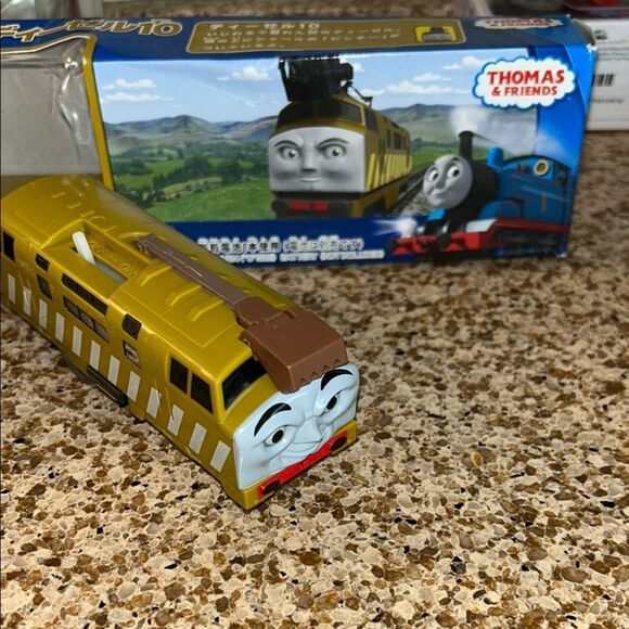 Thomas & Friends Takara  Tommy from Japan 🇯🇵 claw head Train🚂 3 pieces in box 📦 - Picture 1 of 17